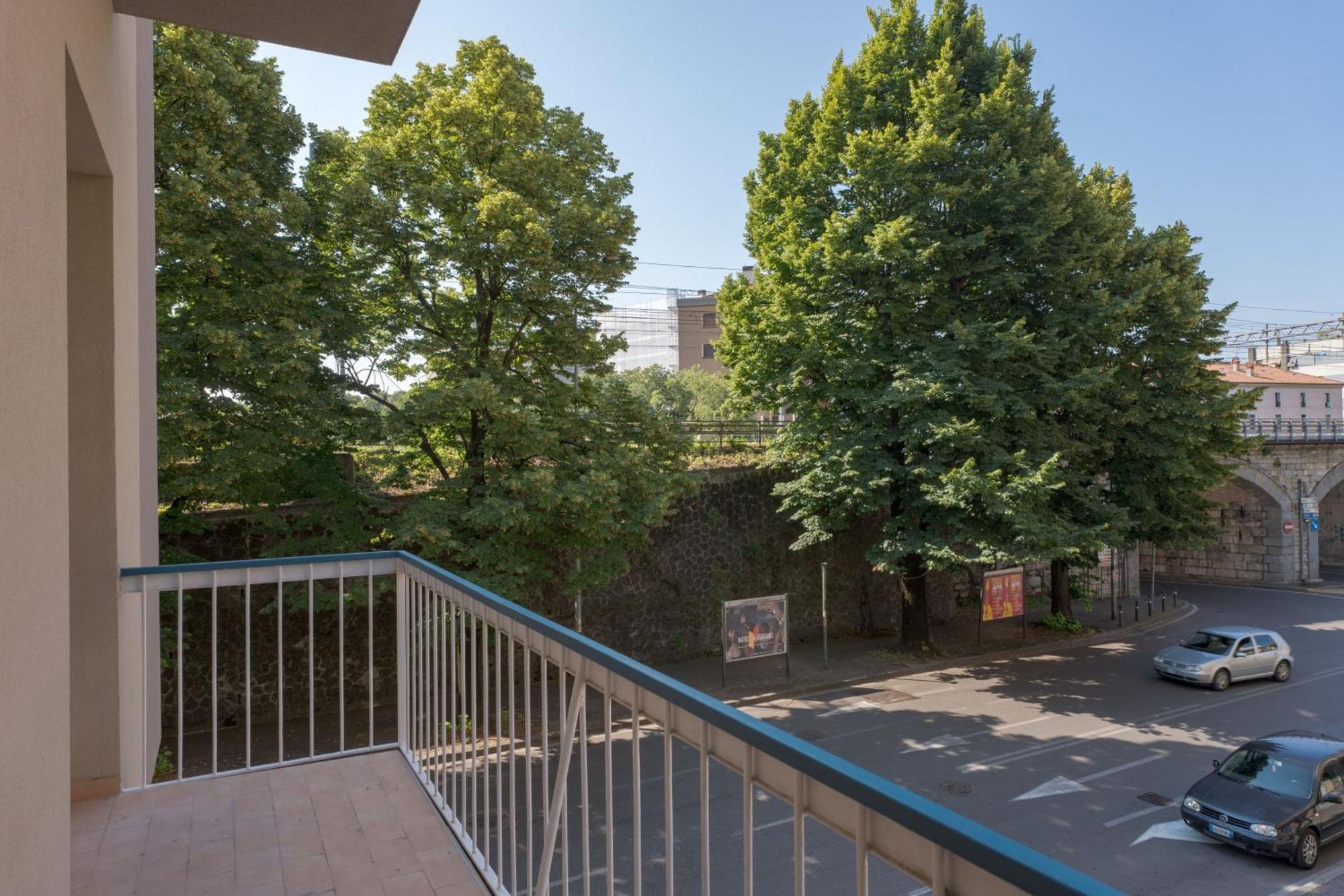 Station'S Apartments Bergamo Exterior photo